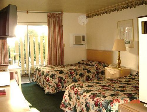 Travel Inn Vallejo Exterior photo